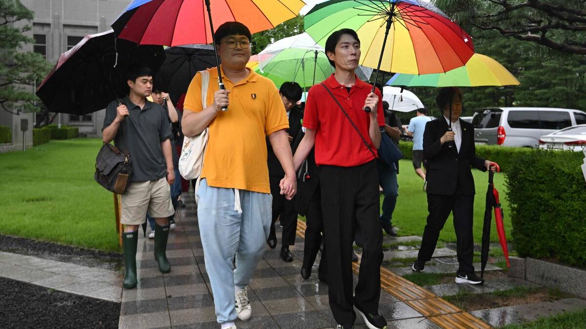 Corée du Sud: la Cour suprême reconnait des droits aux couples de même sexe