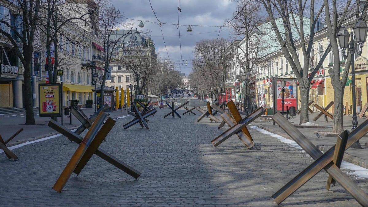 Ucraina: un attacco missilistico russo su Odessa provoca una decina di feriti Ucraina: un attacco missilistico russo su Odessa provoca una decina di feriti
