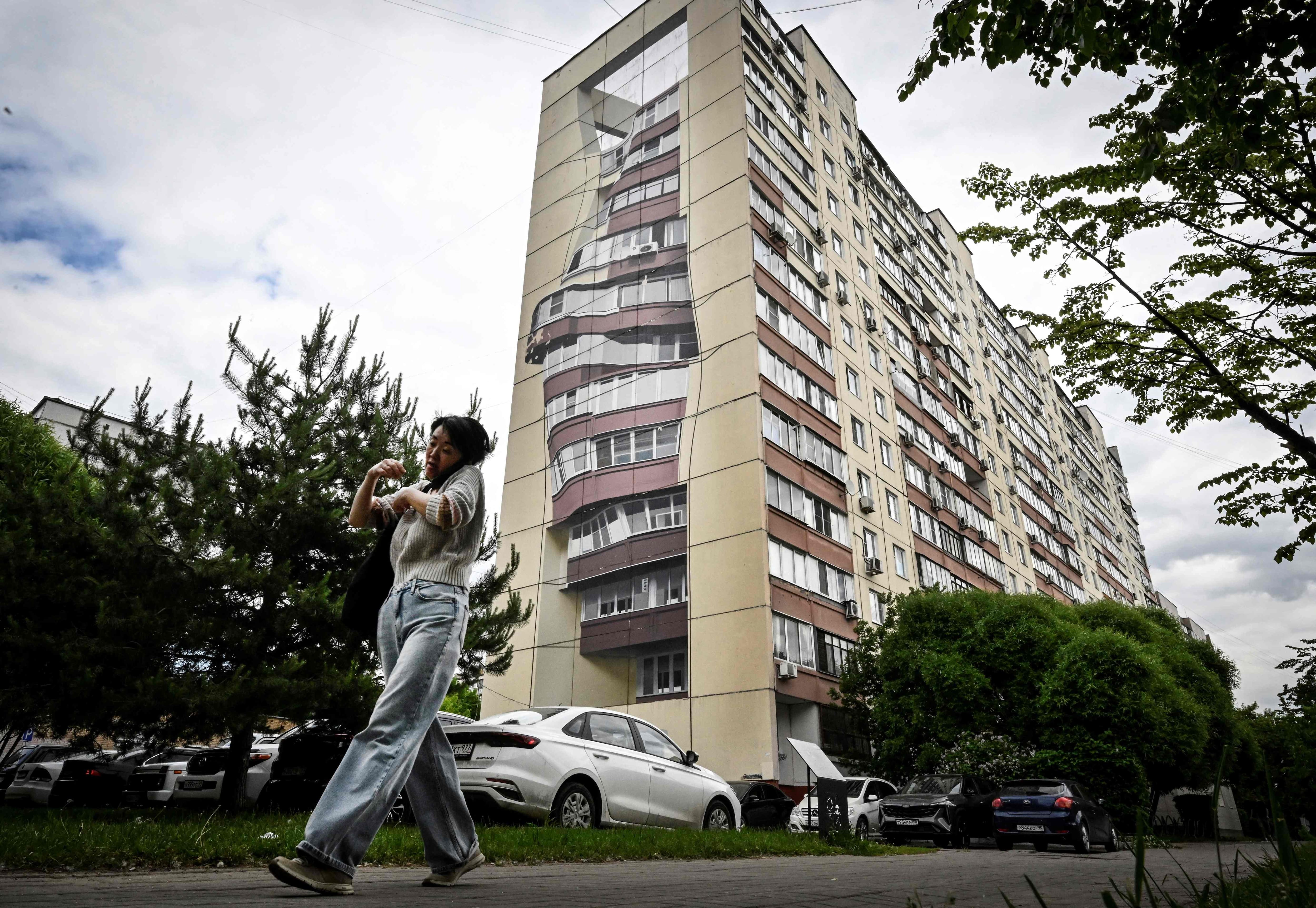 Une frappe ukrainienne tue trois personnes en Crimée annexée