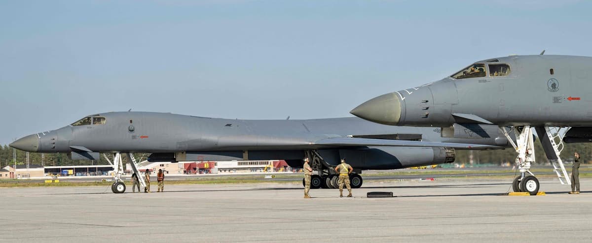 American bombers in Sweden for military exercises, the first American bombers in Sweden for military exercises, the first