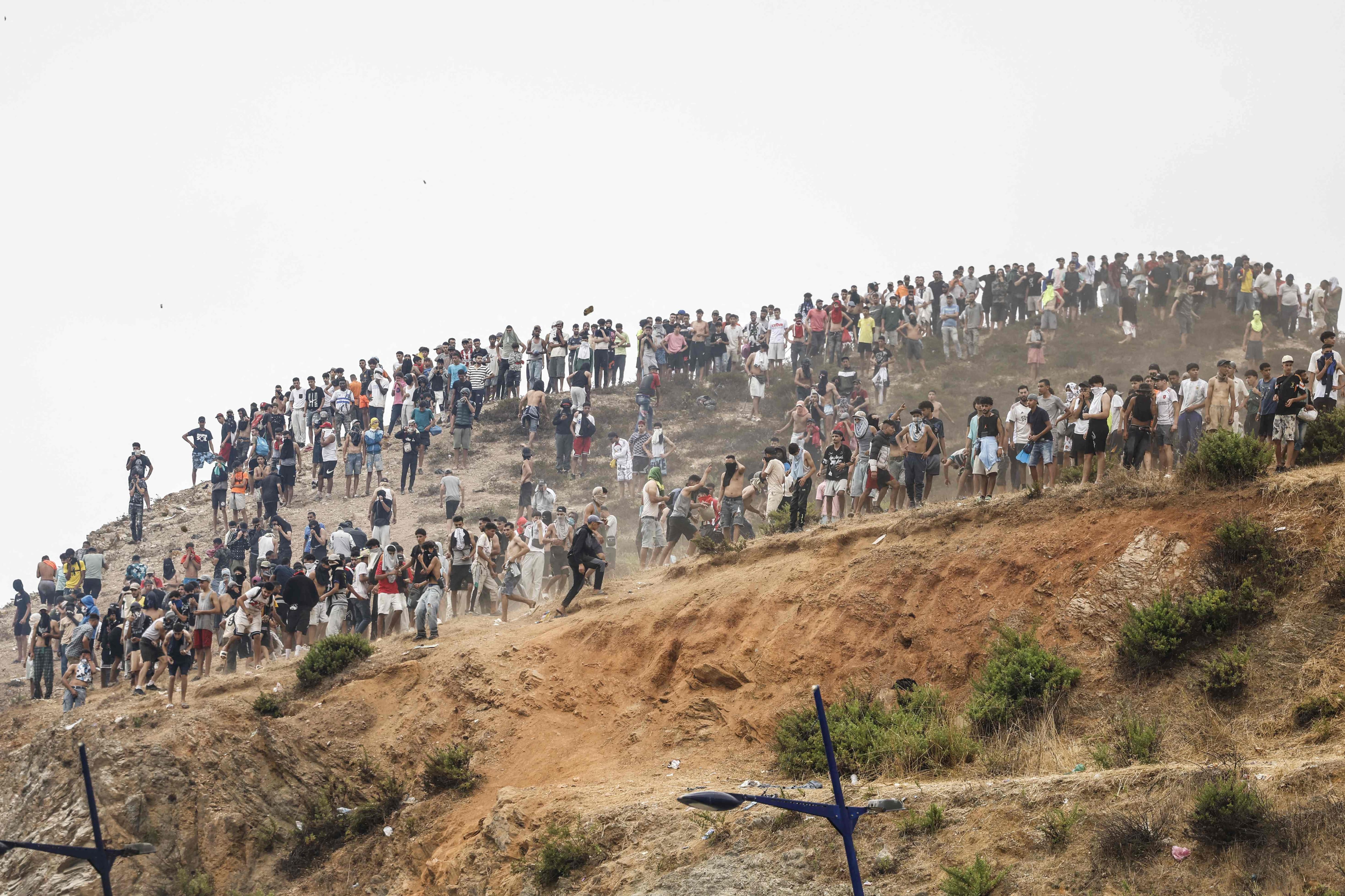 Crise migratoire en Espagne: pourquoi 60 000 migrants ont-ils convergé vers Ceuta?