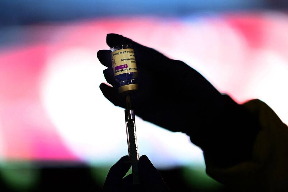 Image principale de l'article Retards de livraisons: AstraZeneca poursuivi