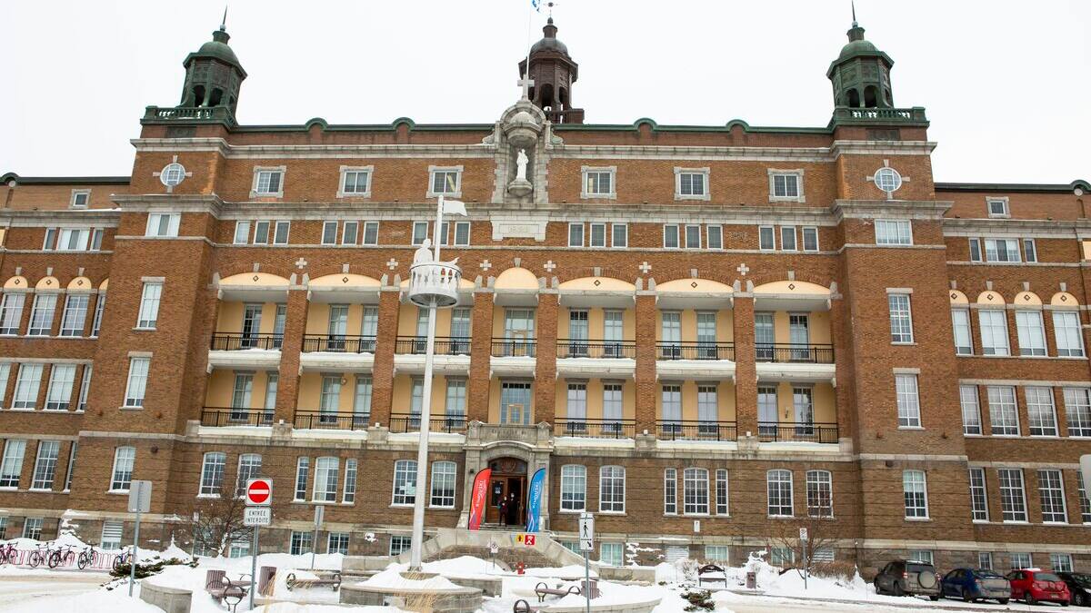 L’application de la loi 101 au cégep demandée par des enseignants