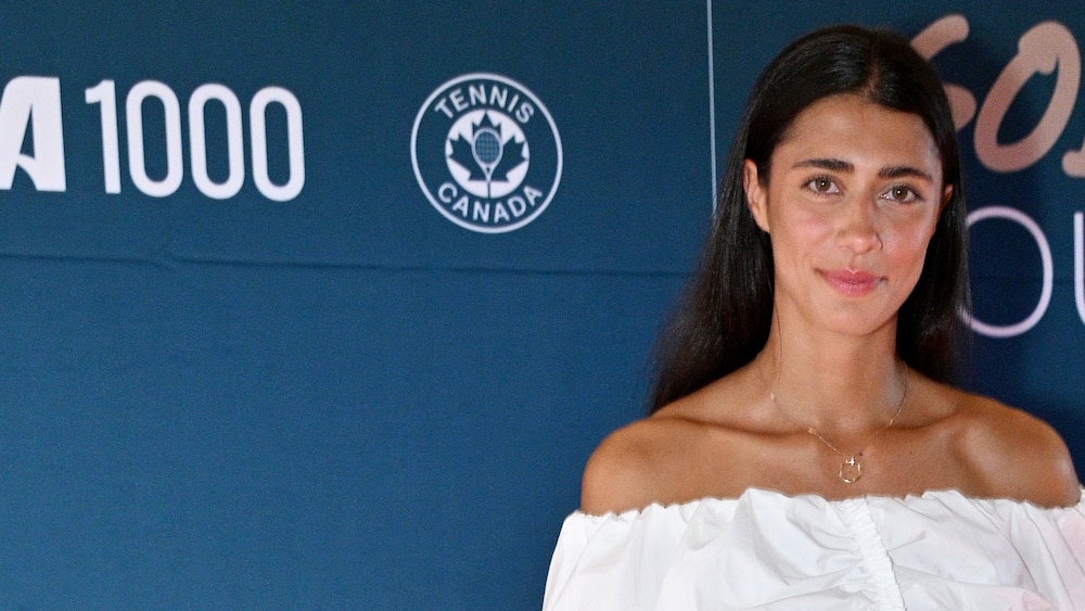 À VOIR | Les joueuses défilent sur le tapis rouge avant le party des joueuses de l'Omnium Banque Nationale