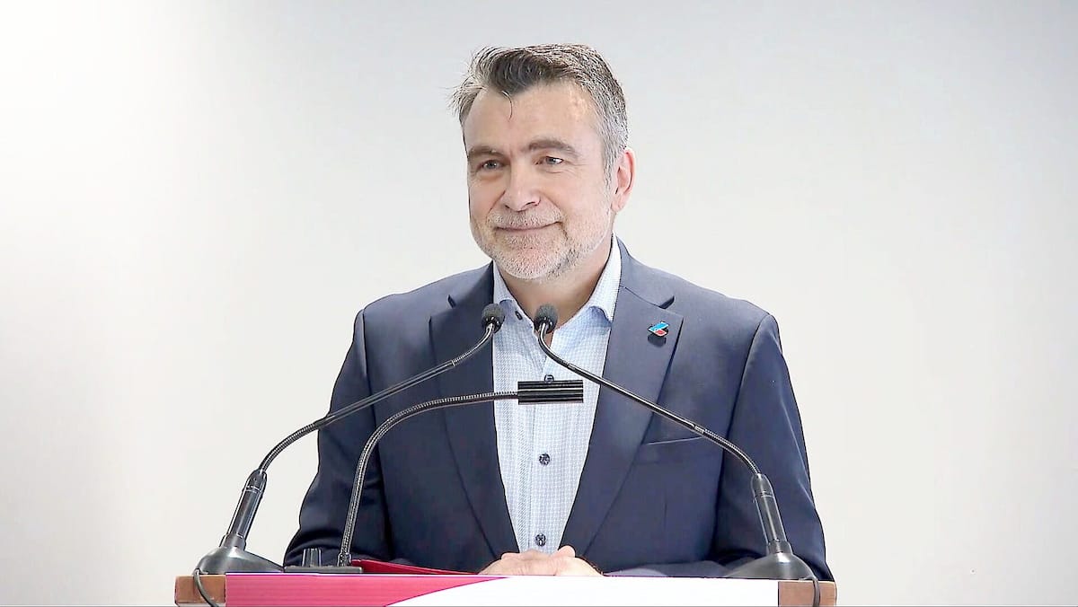 Financement du parti sous Charest: le PLQ «respectait les règles», assure Karl Blackburn