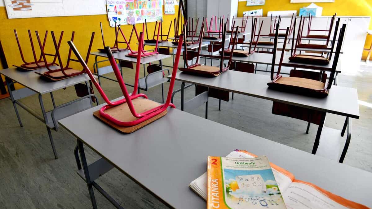 Des parents décident de garder leur enfant à la maison pour les derniers jours de classe