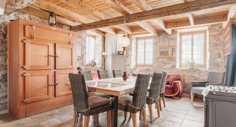 Une maison centenaire à vendre à Saint-Joachim