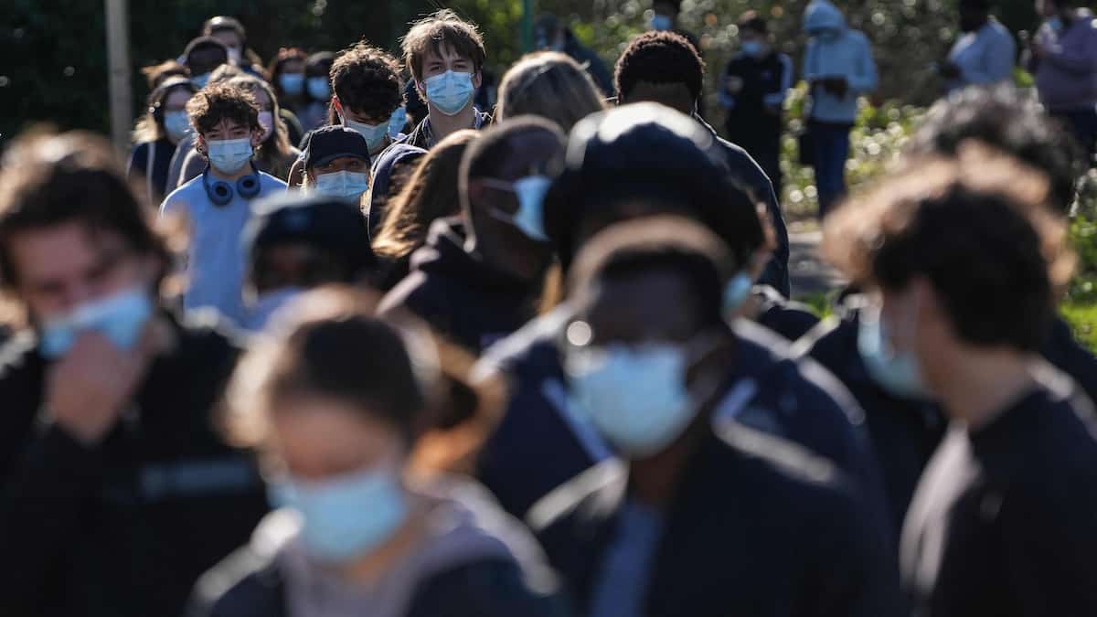 Le nombre de cas de méningite en Angleterre revu à la baisse