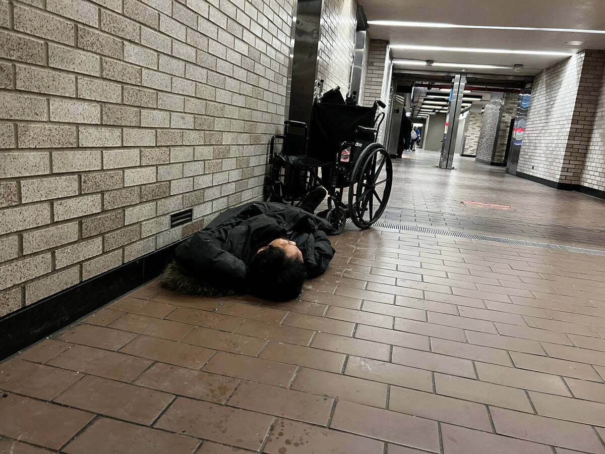 Flânage interdit dans le métro: «On ne peut quand même pas rester ...