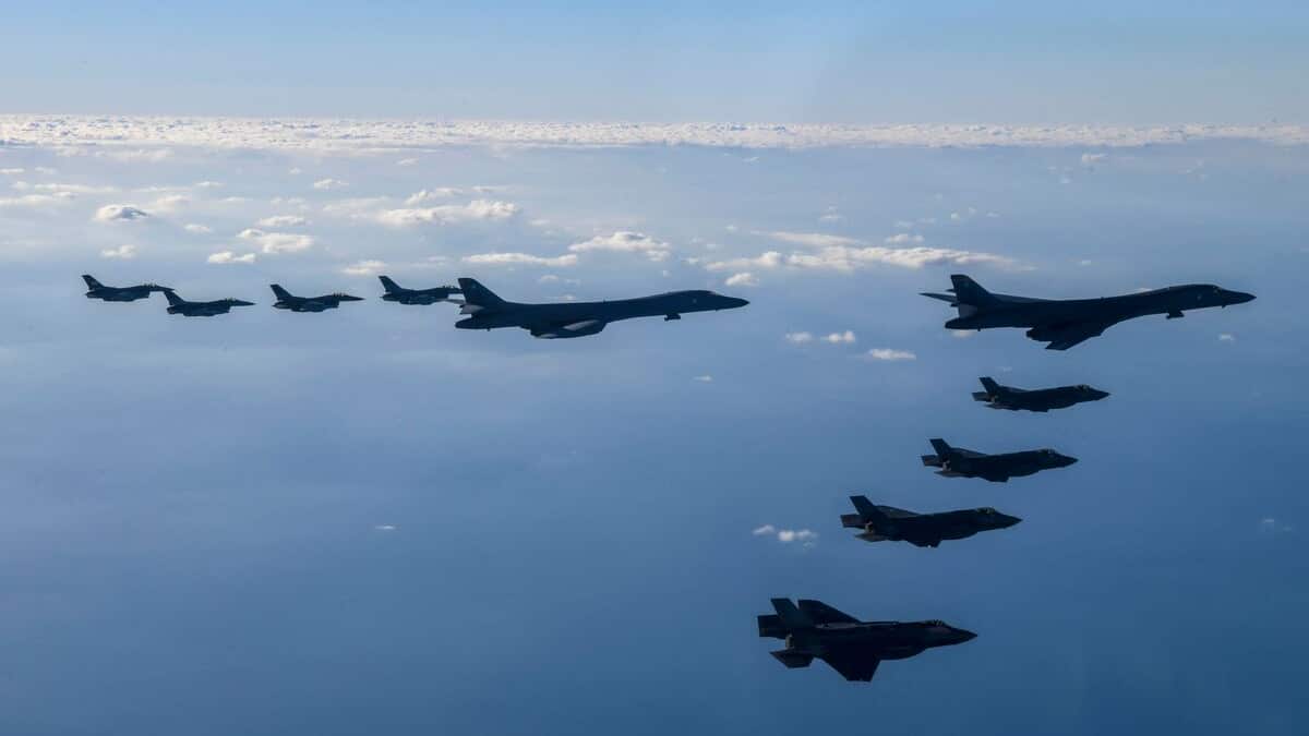 La Corée du Nord lance quatre missiles de courte portée | TVA Nouvelles