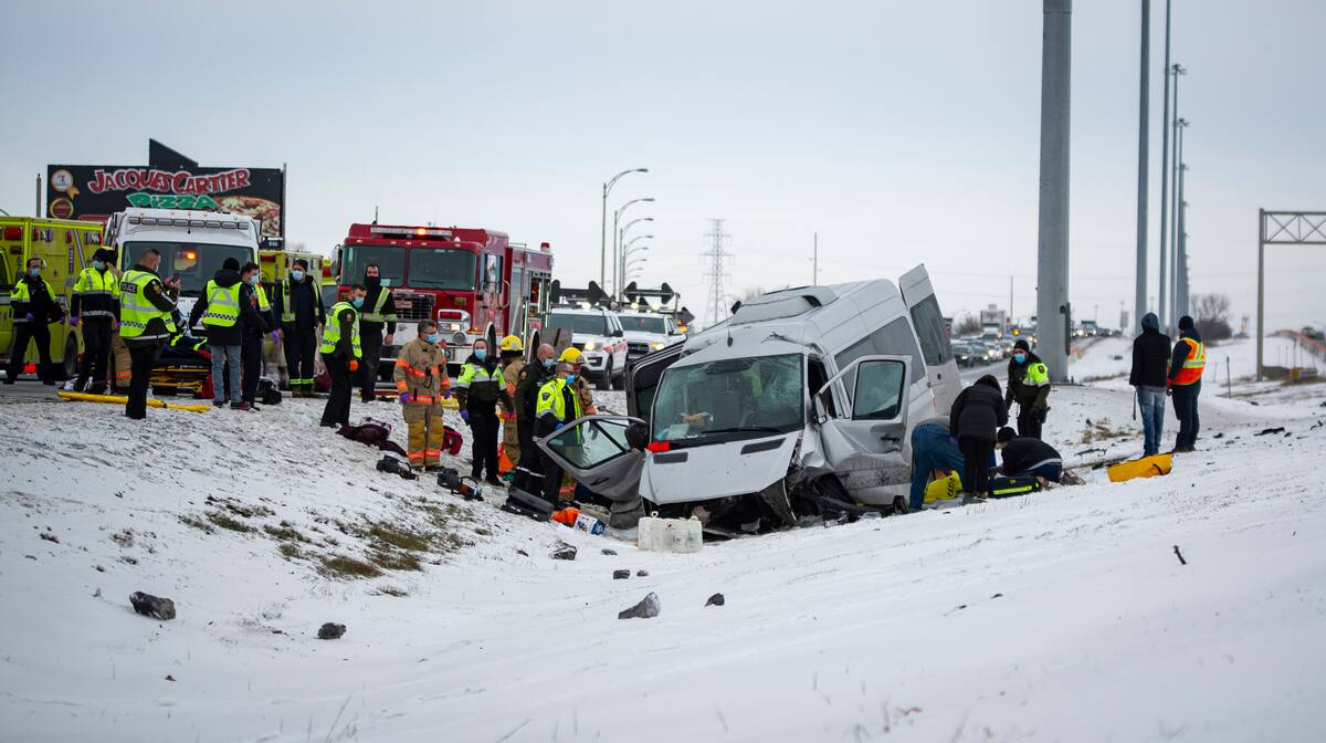 Un accident de minibus fait neuf bless&eacute;s sur l&rsquo;A-20