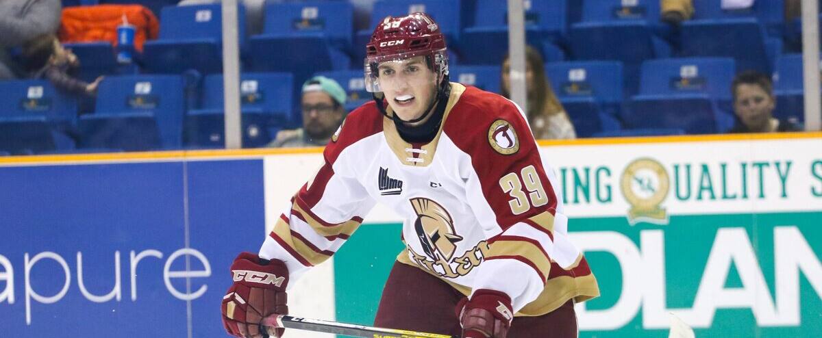 The Titan runs away with victory 1