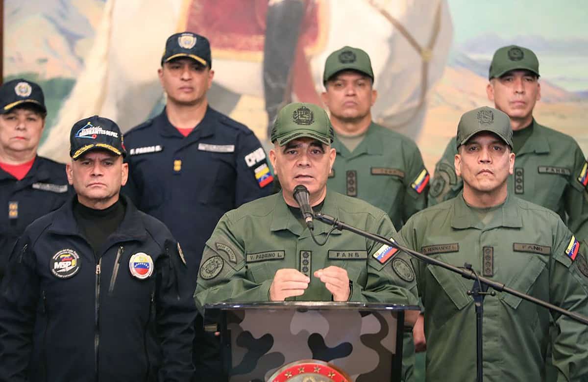 Venezuela: l'arm&eacute;e rejette les appels de l'opposition et r&eacute;affirme sa &laquo;loyaut&eacute; absolue&raquo; &agrave; Maduro