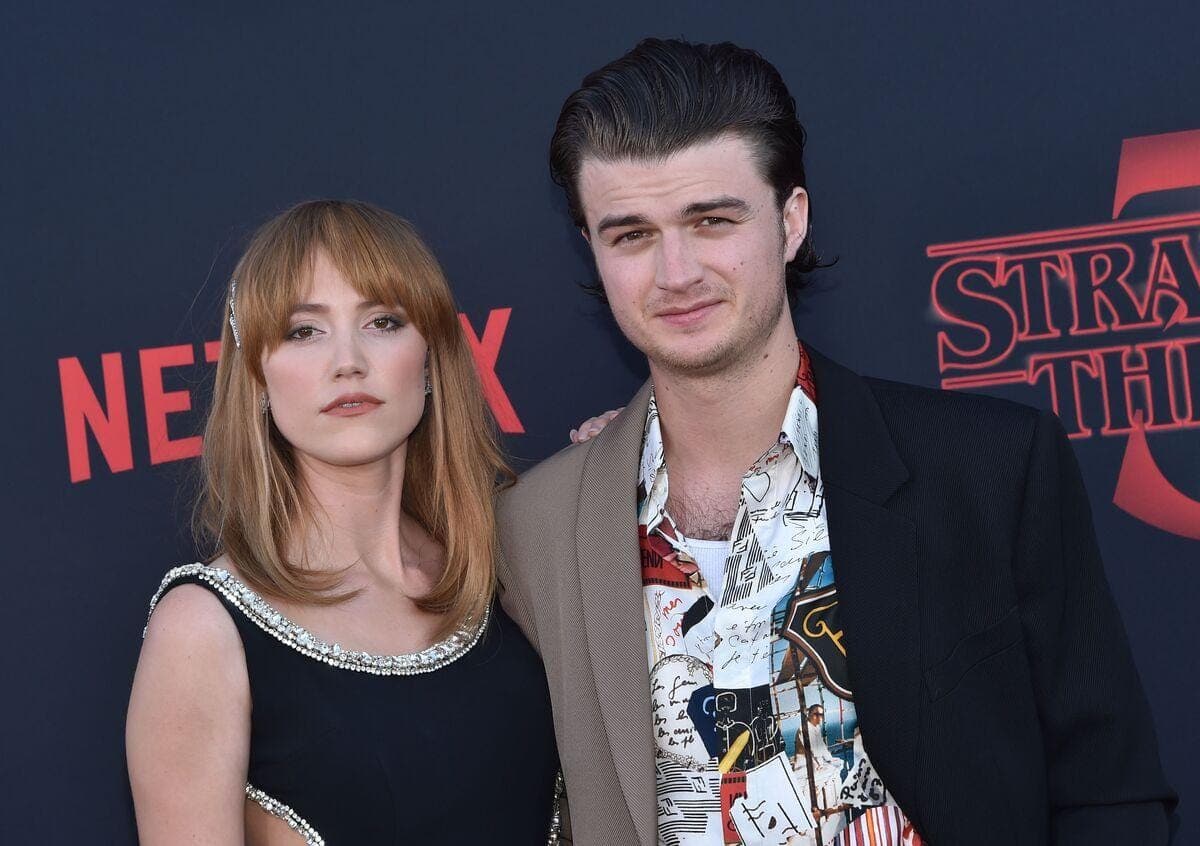 Acteurs De Stranger Things En Couple