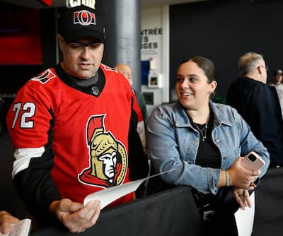 Maxime Gauvin, Fan des Sénateurs d'Ottawa, Lors de l'Rarrivée des Joueurs Au centrs Vidéotron