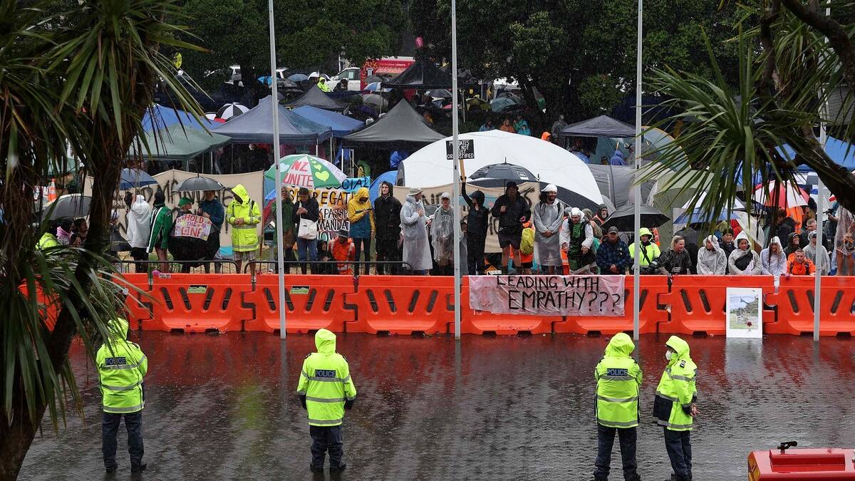 Nouvelle-Zélande: la police déplore l'utilisation de la Macarena pour disperser les manifestants