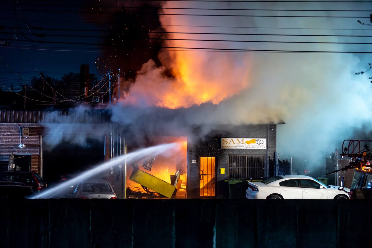Montréal-Nord: un incendie ravage un garage de mécanique | JDM