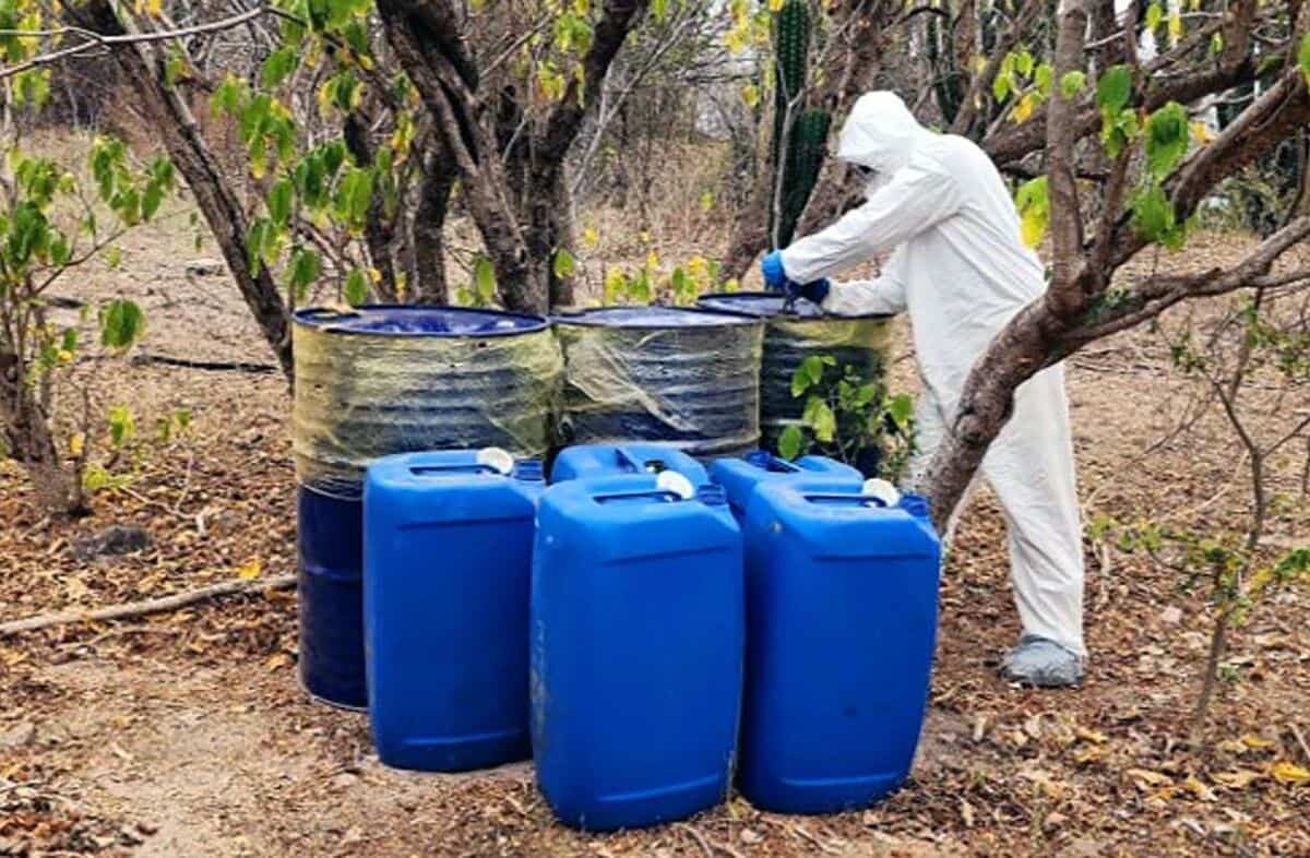e-liquide monster energy Mexique: 4700 litres de méthamphétamine liquide saisis dans un bastion du  cartel de Sinaloa