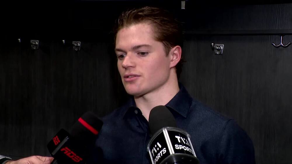 «C’est une question absurde»: un drôle d’échange entre Cole Caufield et un journaliste