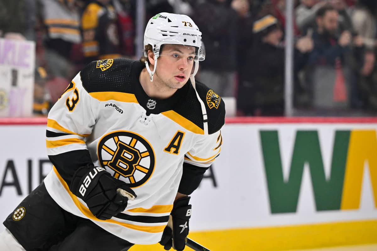 Charlie McAvoy : parmi l'élite chez les défenseurs présentement
