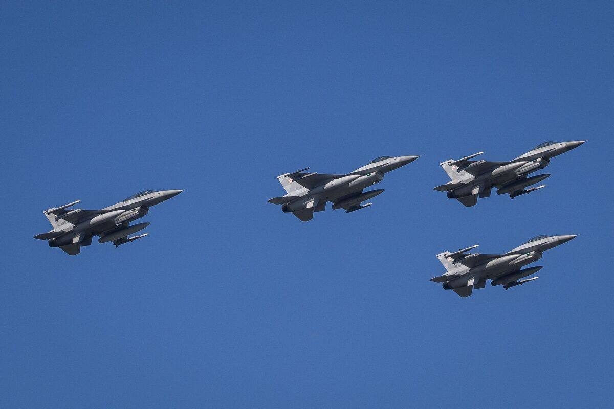 Feu vert des &Eacute;tats-Unis pour que le Danemark et les Pays-Bas transf&egrave;rent des F-16 &agrave; l'Ukraine