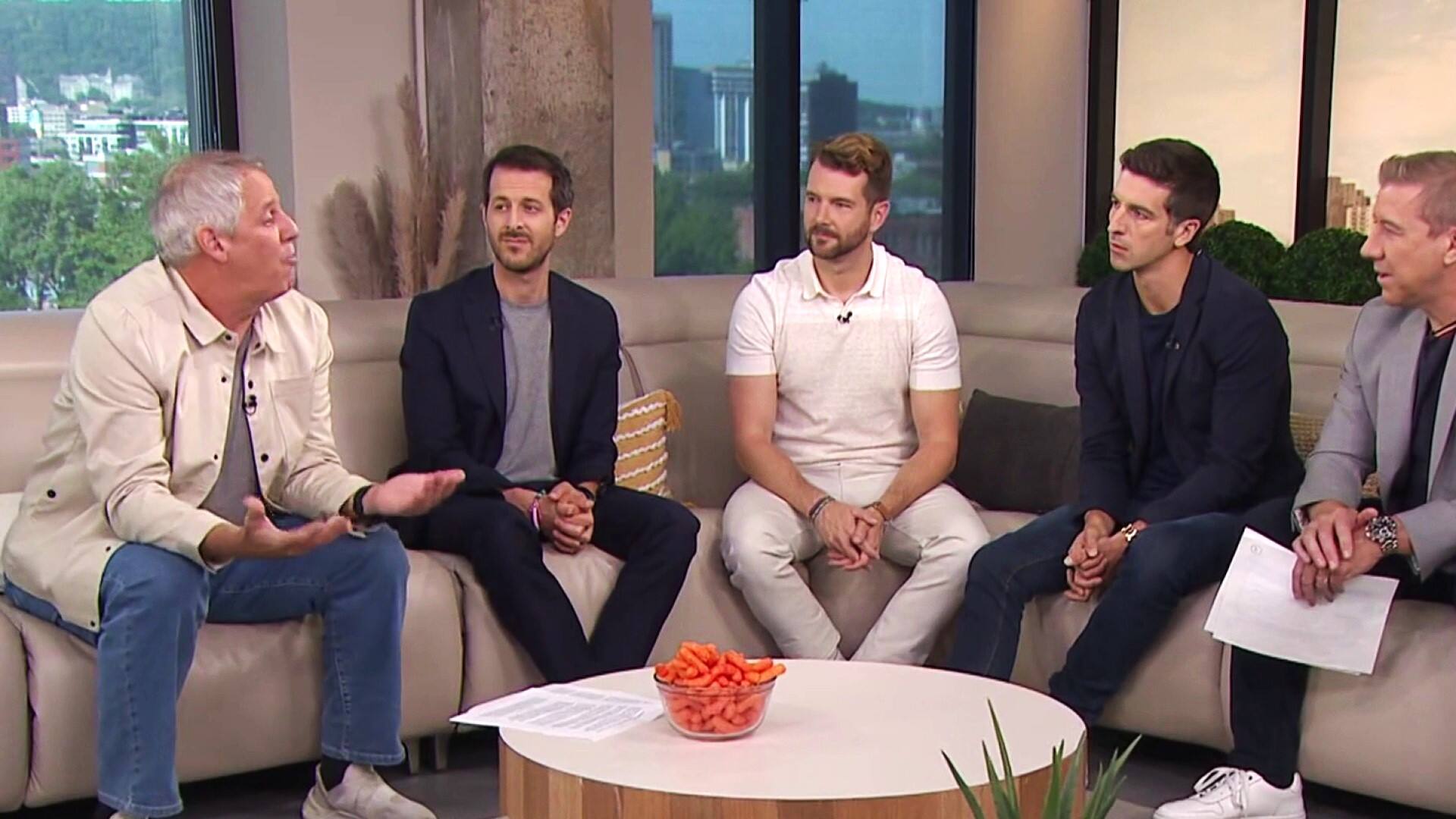 Pourquoi le cheddar est orange?