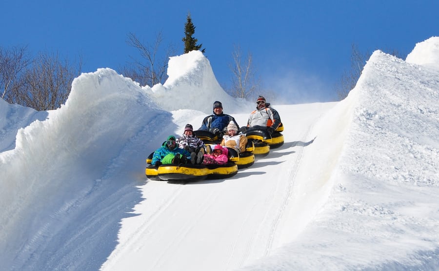 5 sites pour aller glisser en famille au Québec | JDM