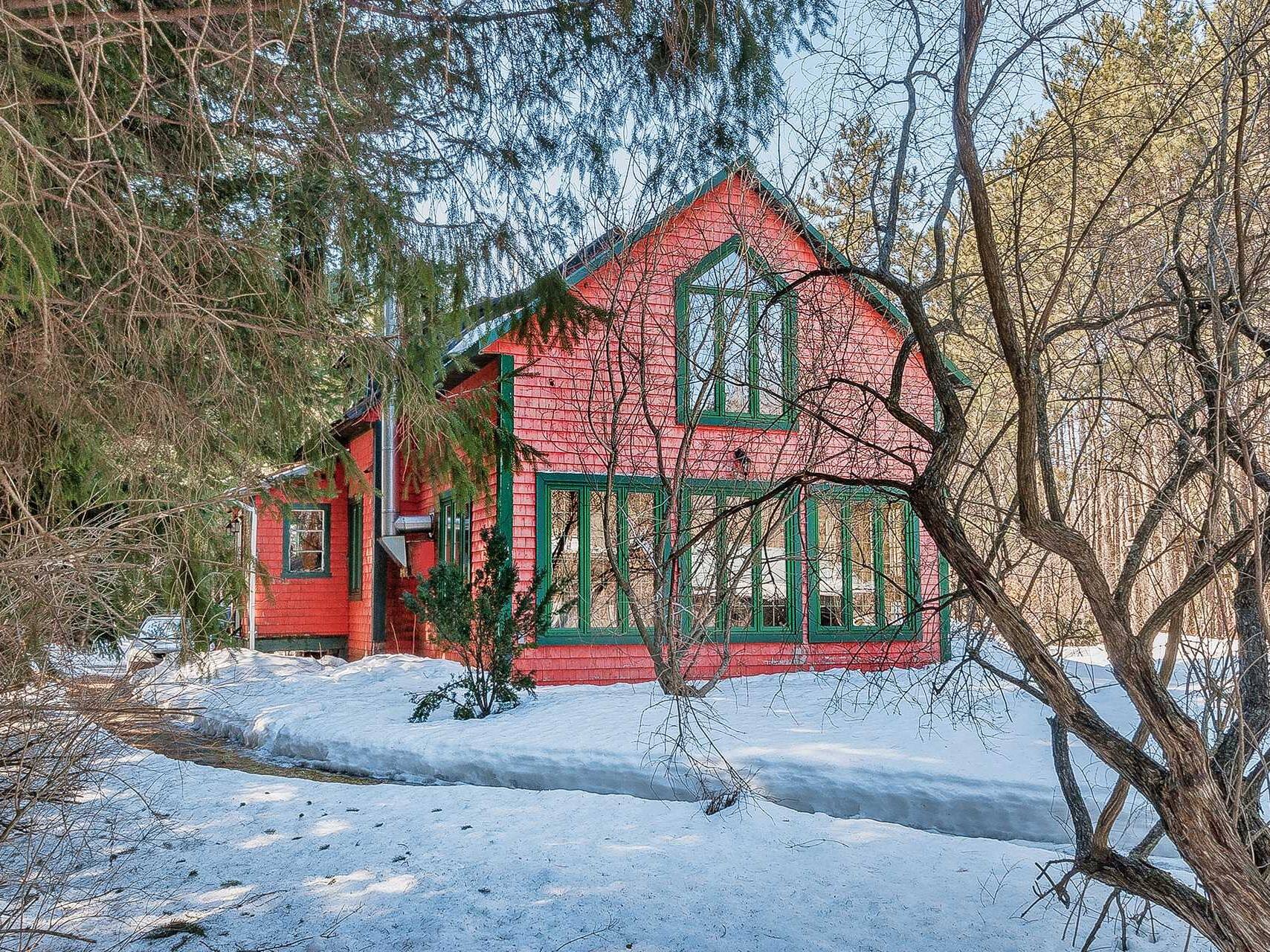 Une charmante maison à vendre pour 479 000$