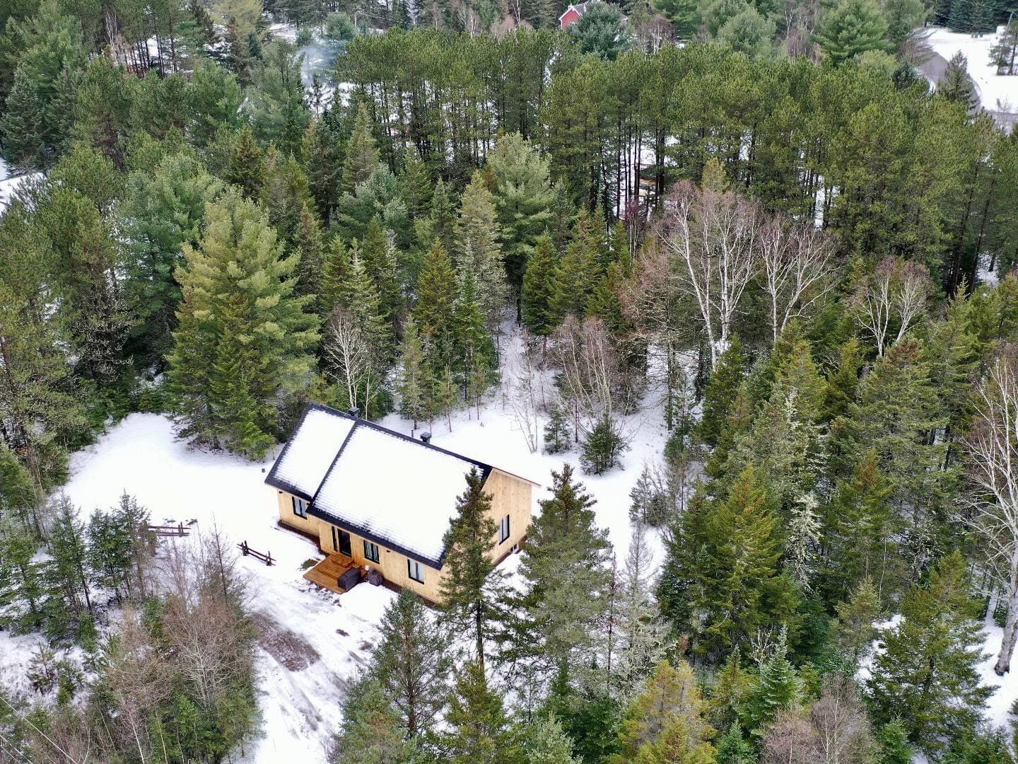 Une maison-chalet de Mont-Tremblant pour 379 000$