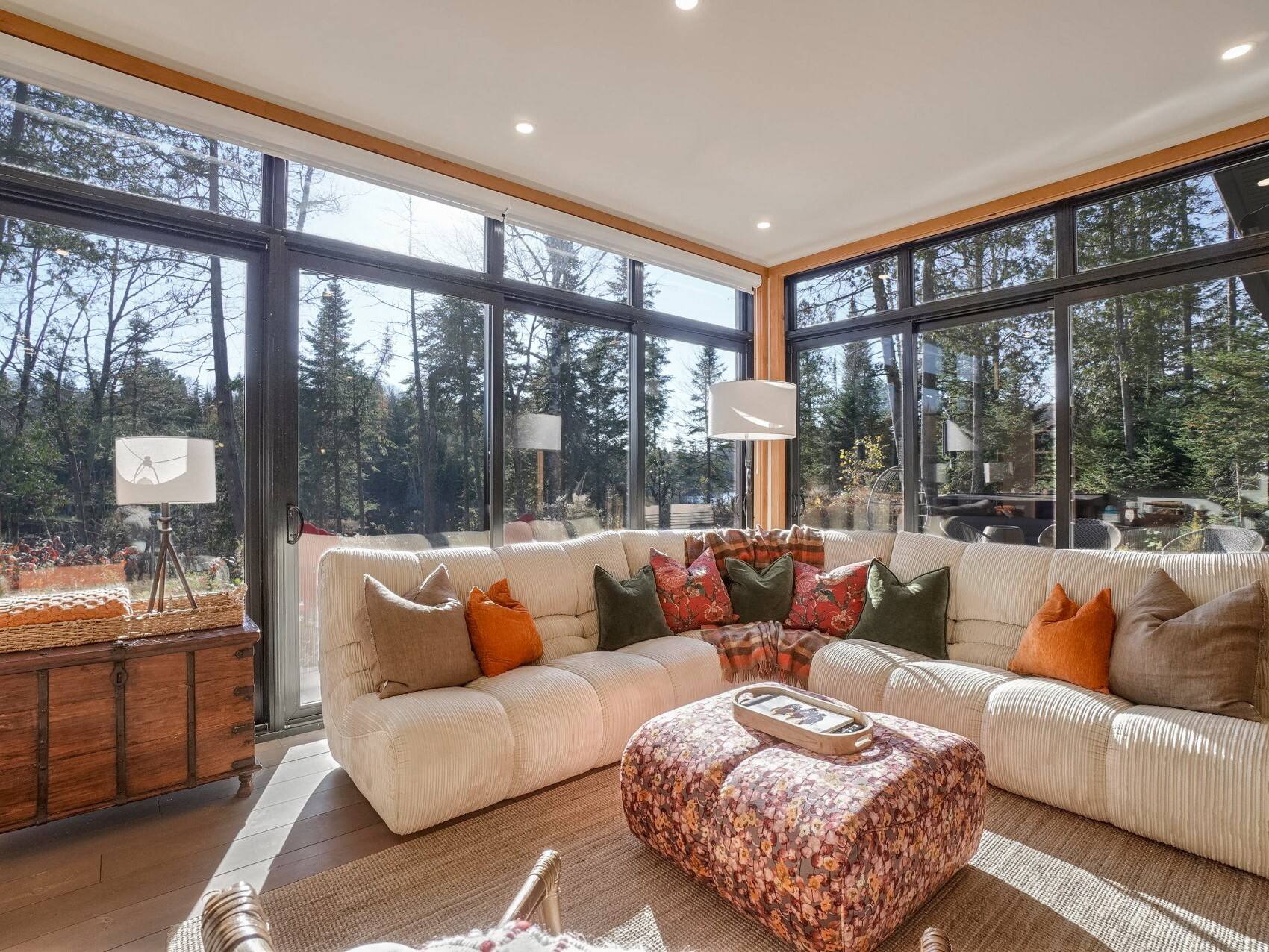 Une maison ultralumineuse à 880 000$