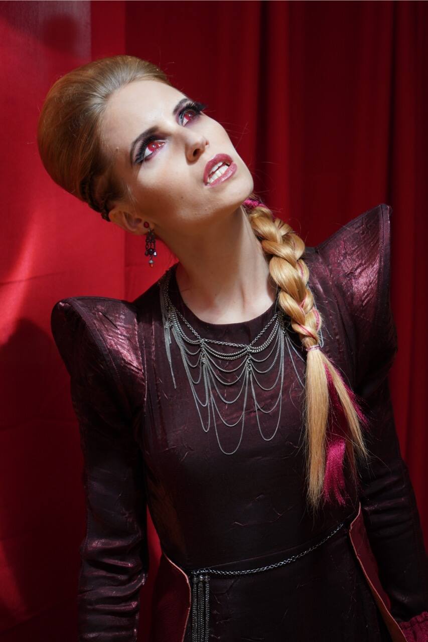 De Miss BBQ à la reine des vampires Charlotte Legault tient la vedette