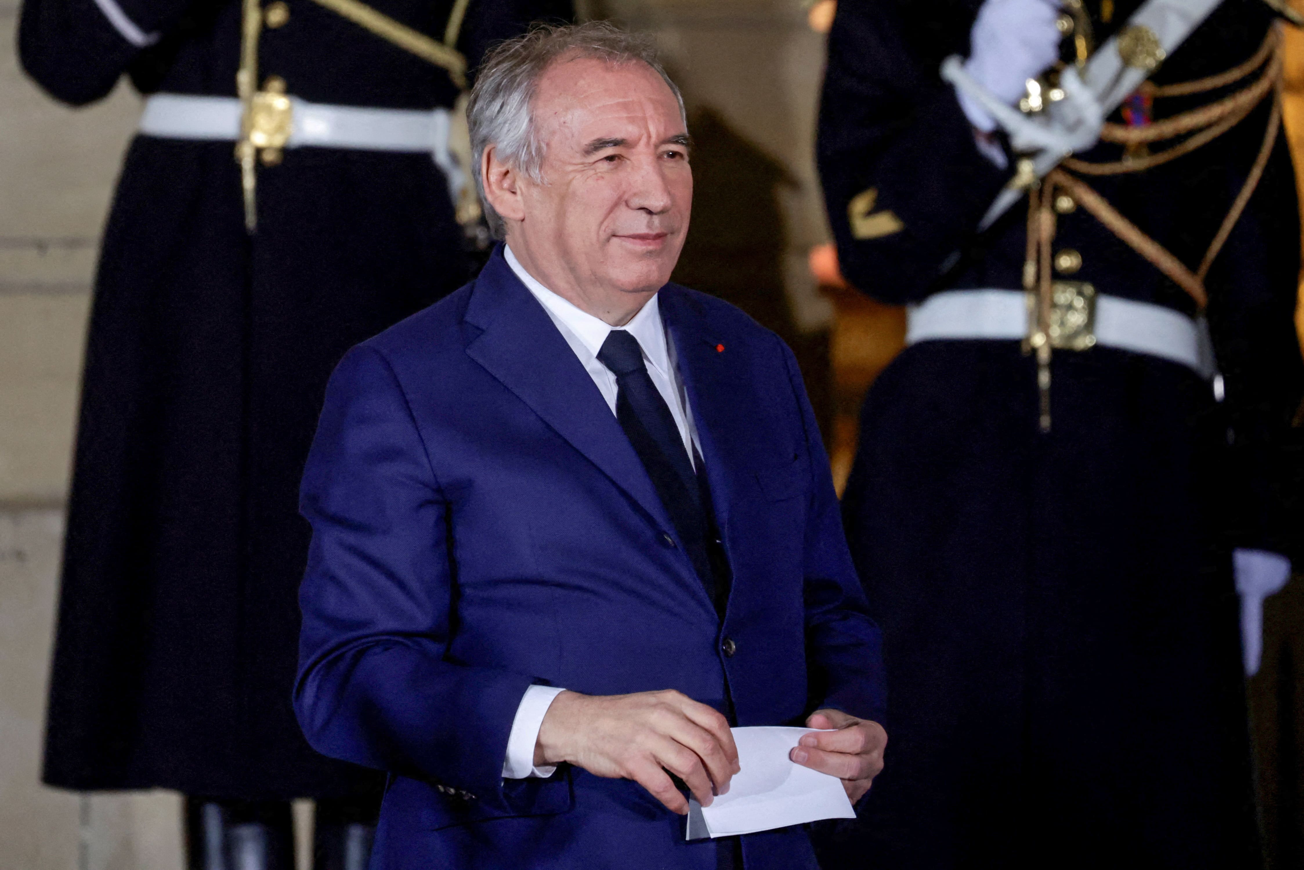 Qui est Fran&ccedil;ois Bayrou, nomm&eacute; premier ministre en France?