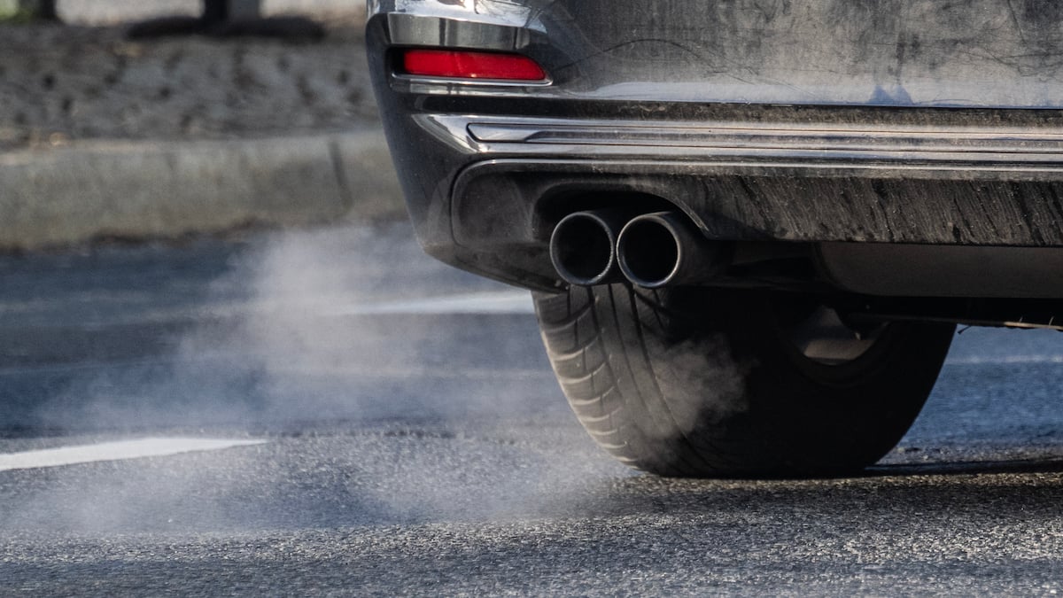 La justice allemande rejette l'action d'activistes climatiques contre BMW et Mercedes-Benz