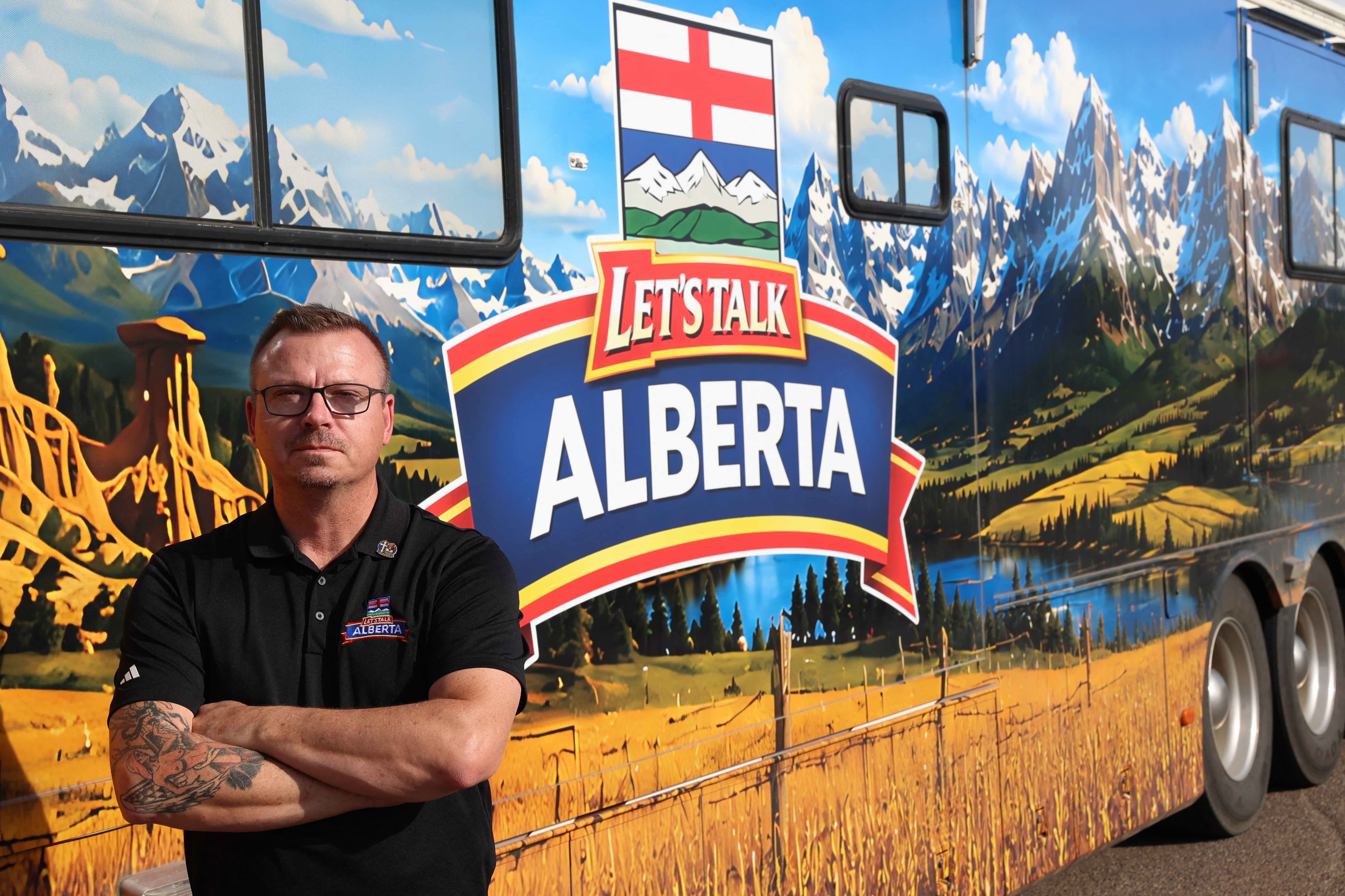 En Alberta, un bus séparatiste pour convaincre avant le référendum ...
