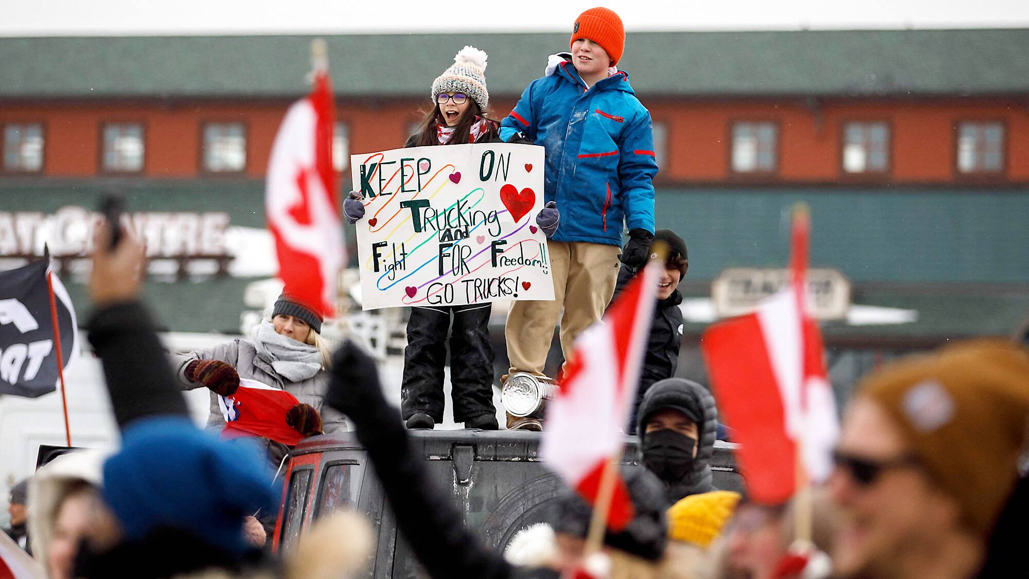 Si&egrave;ge d'Ottawa : le gouvernement Trudeau appel&eacute; &agrave; prendre ses responsabilit&eacute;s