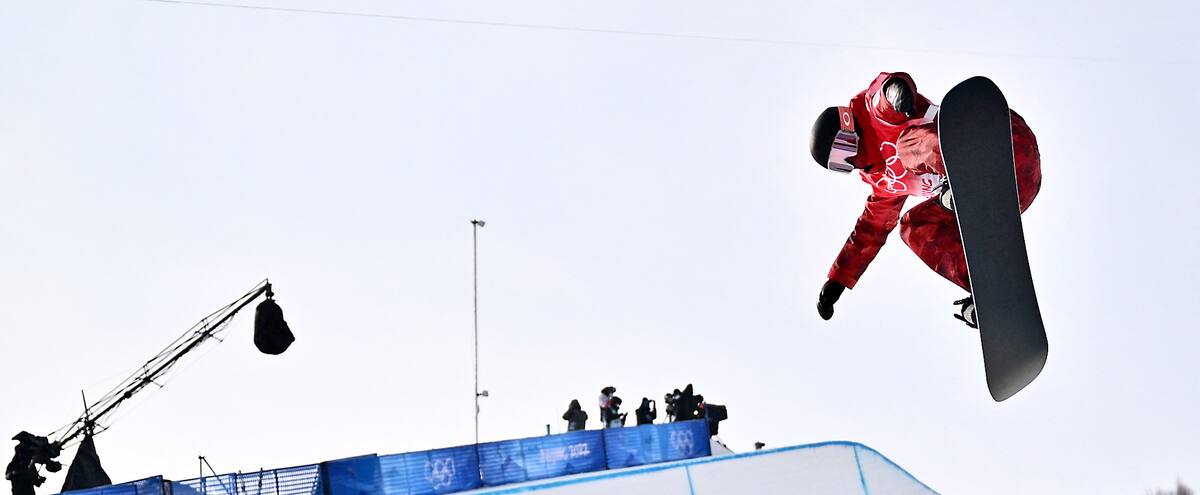 Une carte d’affaires l’amène à deux Jeux