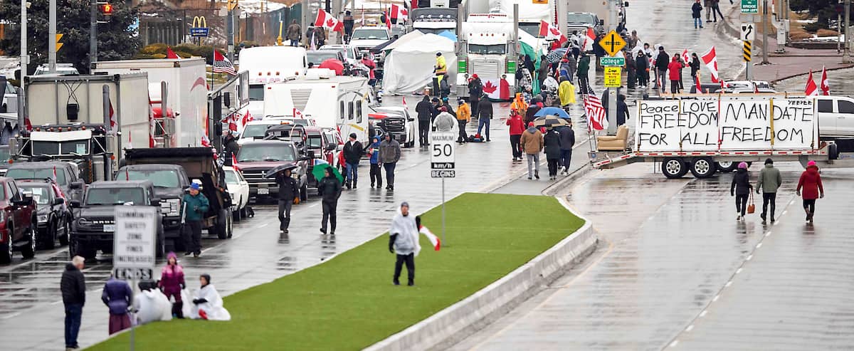 Le géant Olymel se fait plumer par les manifestants du pont Ambassador