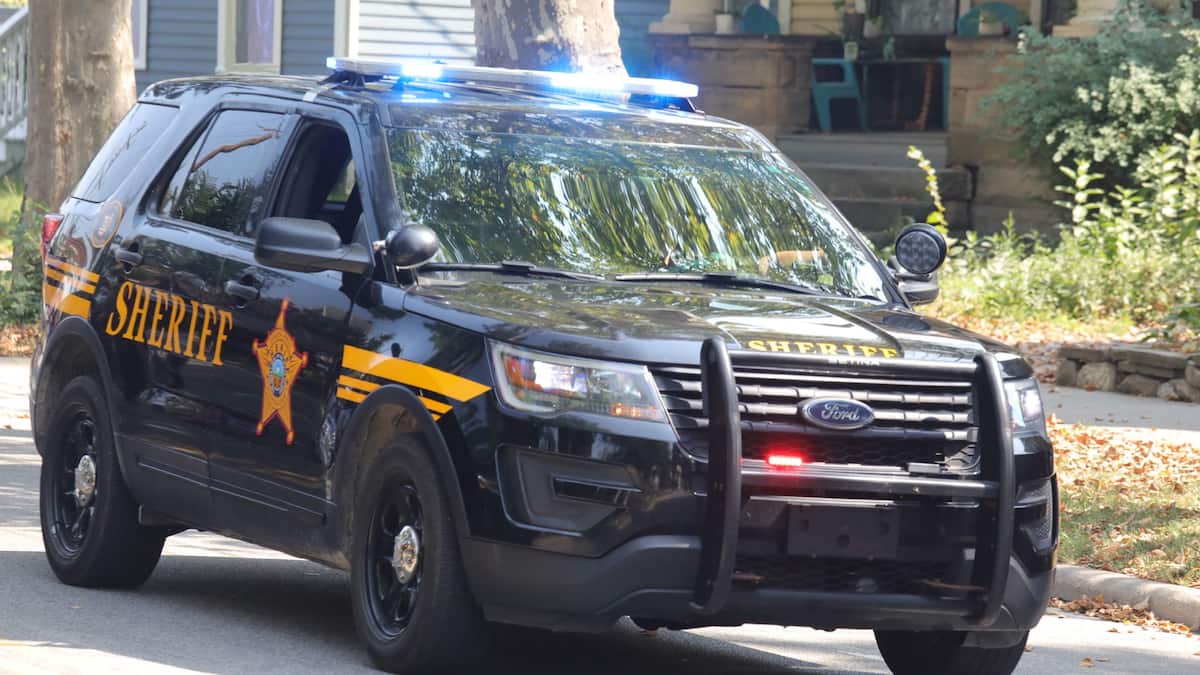 Five die while trying to save swimmer in difficulty in Ohio river Five die while trying to save swimmer in difficulty in Ohio river