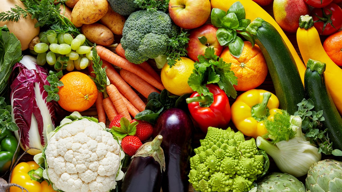 Here are the eight best diets for healthy aging. Here are the eight best diets for healthy aging.