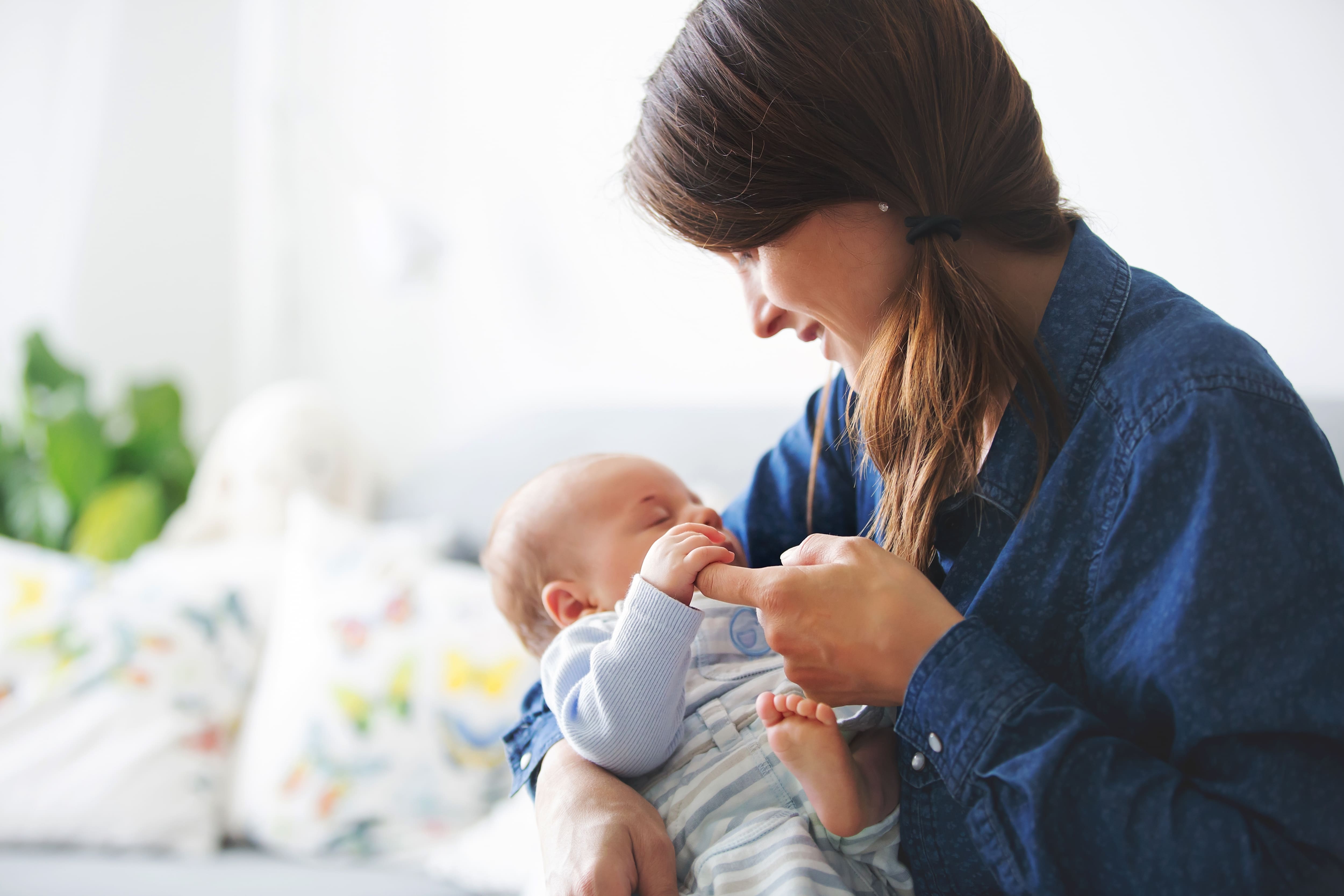 Forcer les femmes à faire des bébés?