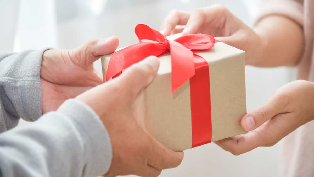 Une stratégie pour un papi un peu trop généreux