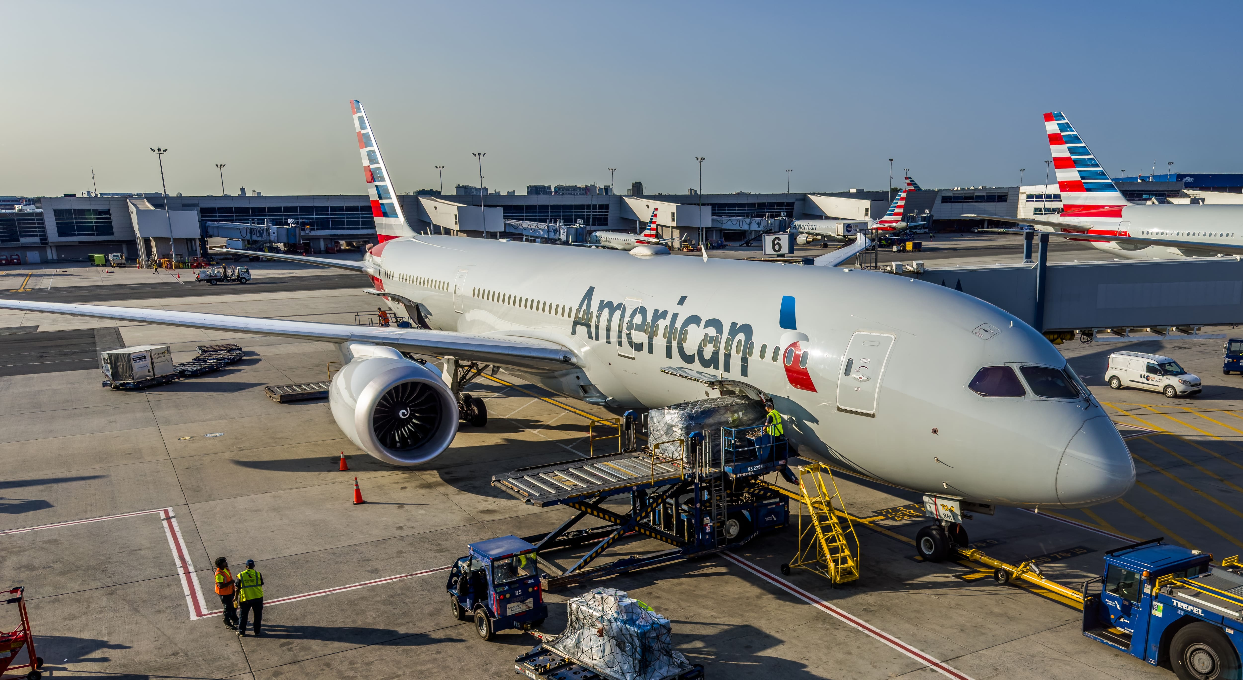 Les vols suspendus dans plusieurs aéroports américains