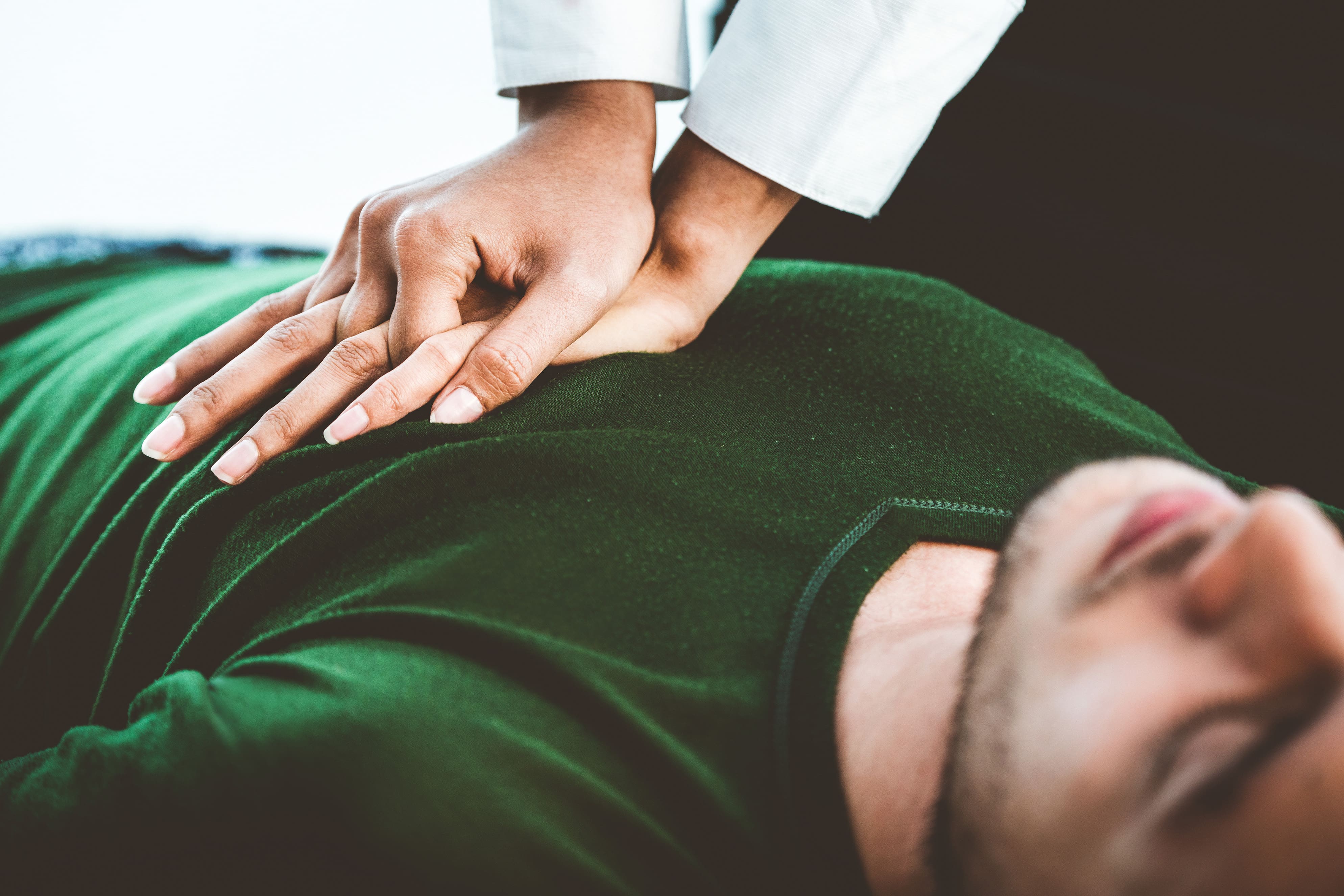 Cardiac resuscitation: betting on “Stayin' Alive” to save lives – Archyde