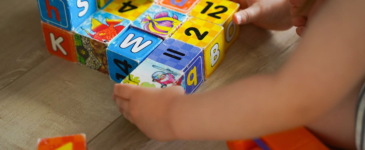 L’Alberta s’entend avec Ottawa sur les garderies, mais jalouse Québec