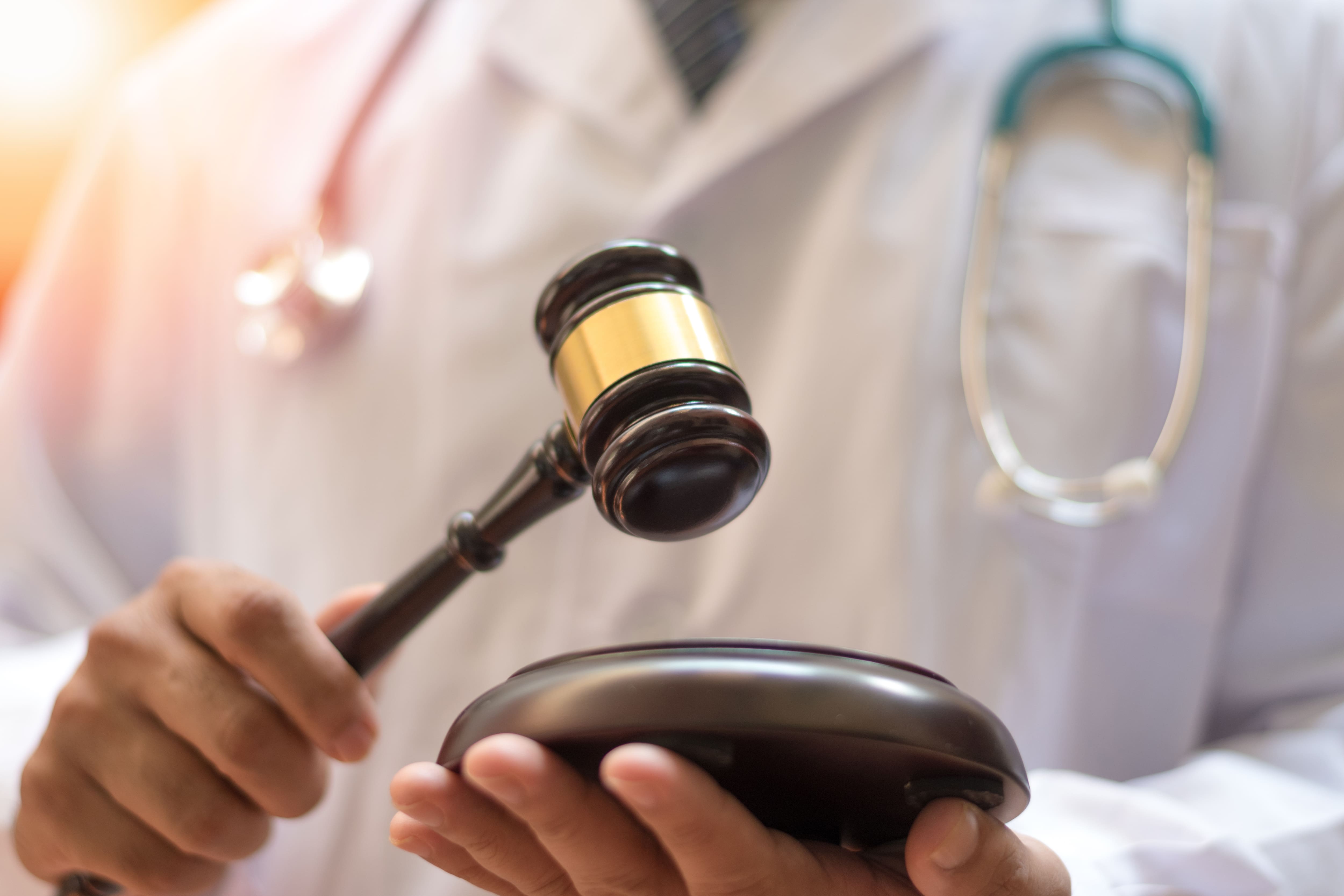 Conditions de travail: les coroners r&eacute;duisent leurs disponibilit&eacute;s