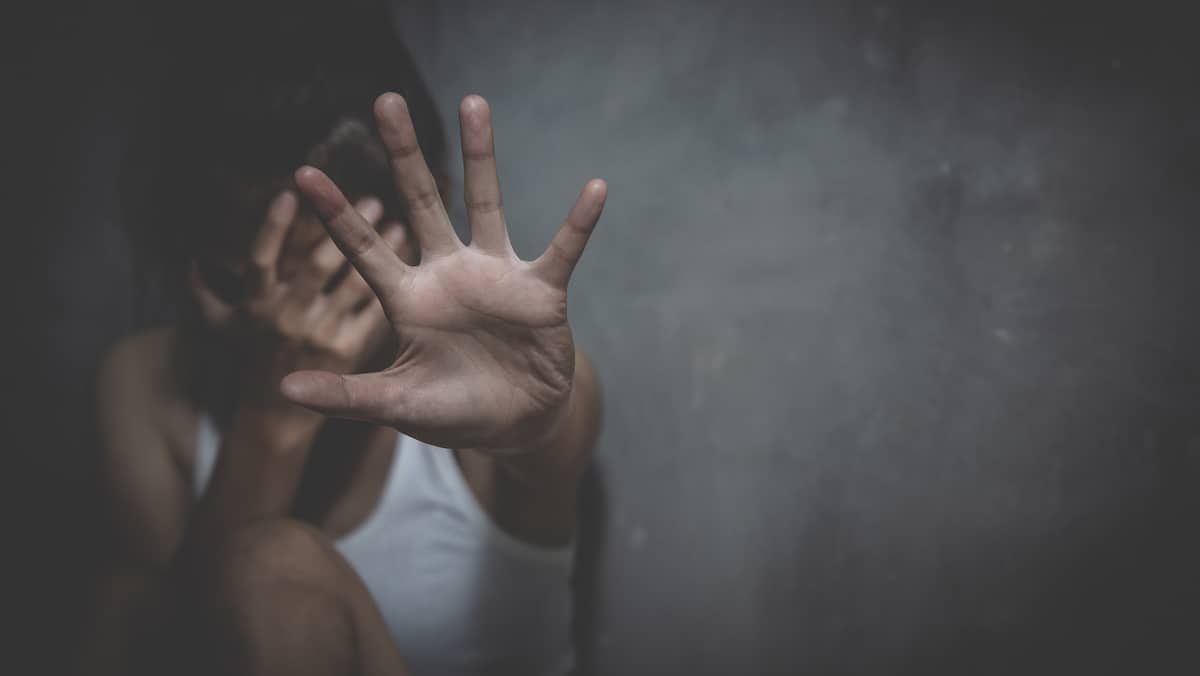 Coupable d'avoir battu et séquestré sa petite amie pendant cinq jours