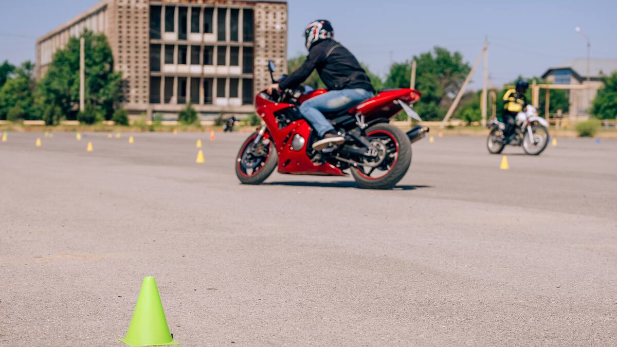 L’Association des écoles de conduite du Québec souhaite la reprise des cours de moto TVA Nouvelles L’Association des écoles de conduite du Québec souhaite la reprise des cours de moto TVA Nouvelles