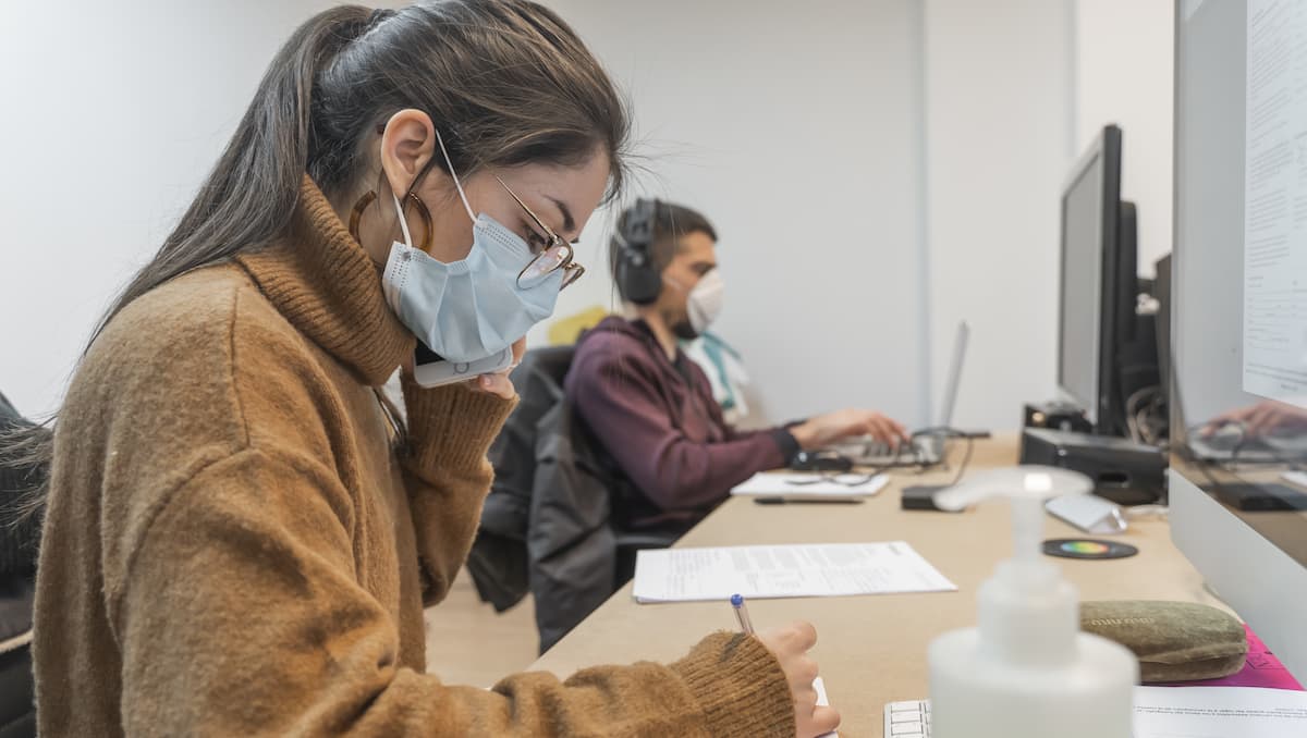 Santé mentale: la pandémie aurait eu des effets différents entre les hommes et les femmes