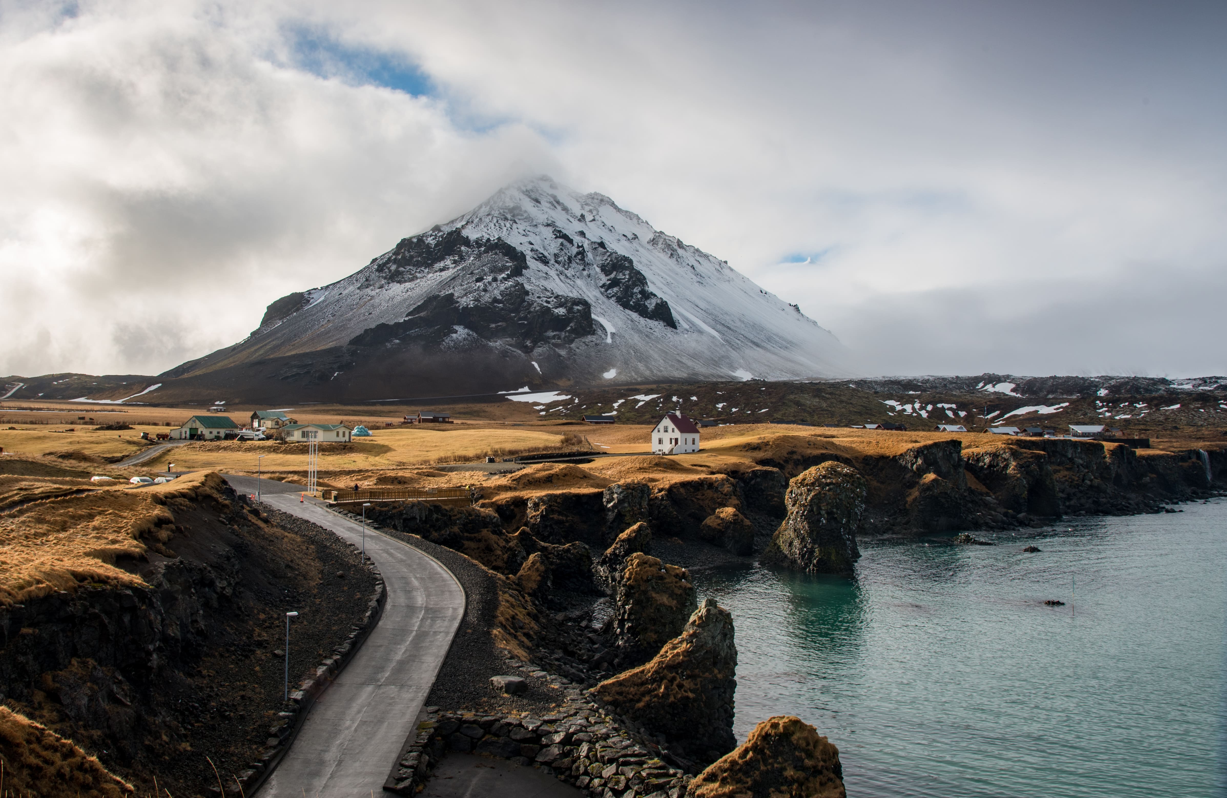 ‘I’ve never seen anything like this’: French tourist devastates natural site in Iceland