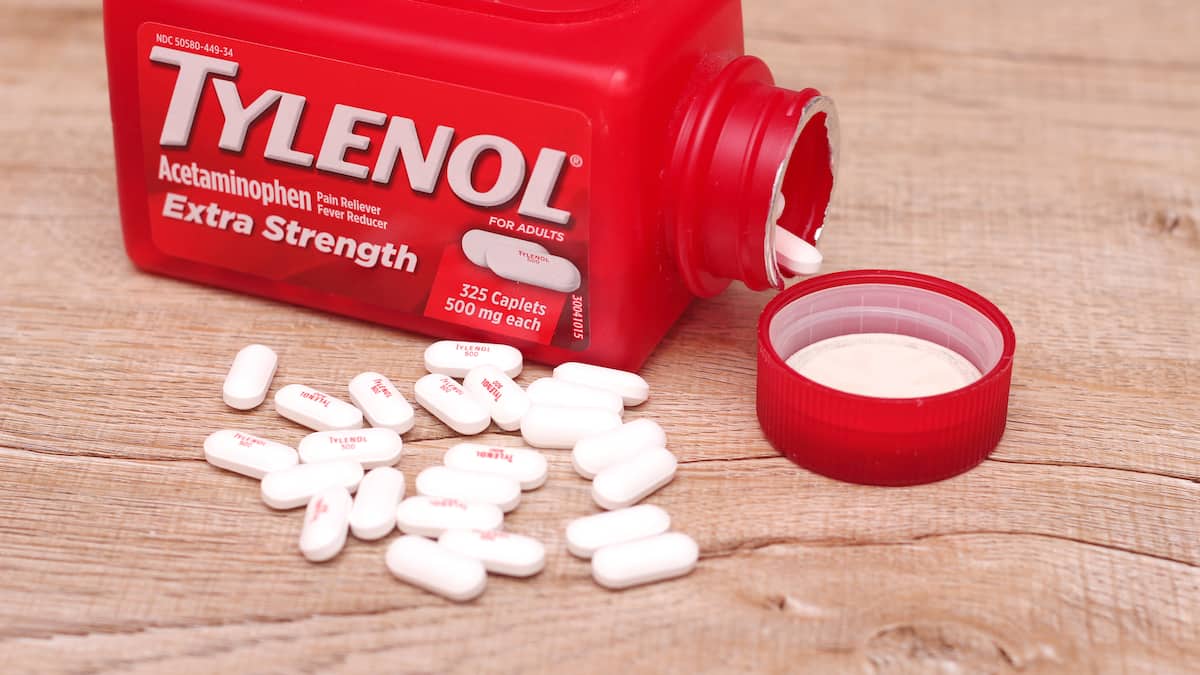 Propos controversés de Donald Trump: il ne faut pas avoir peur de prendre du Tylenol, plaident des pharmaciens